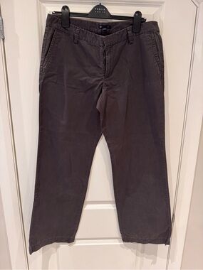 GAP Women's Straight Leg Pants in Dark Grey